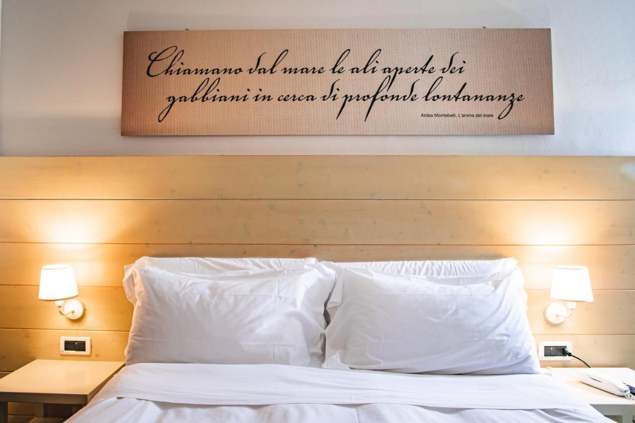 Hotel Universal Senigallia Esterno foto