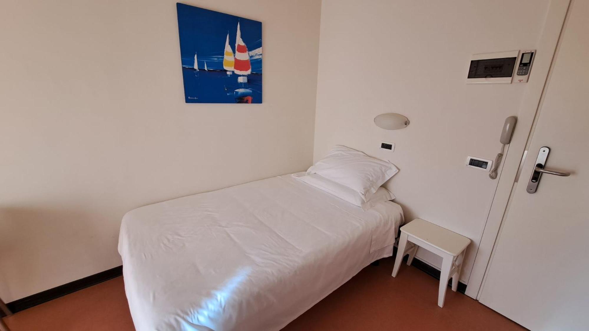 Hotel Universal Senigallia Camera foto
