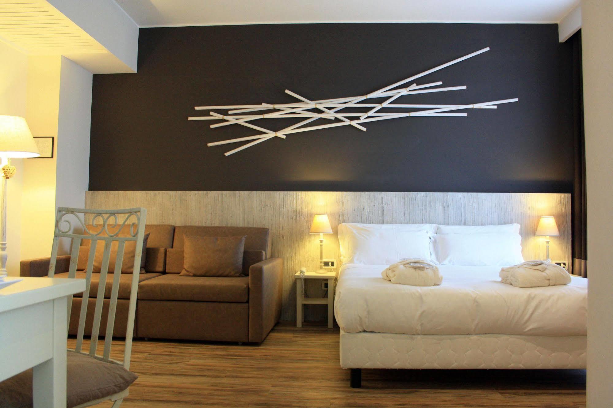Hotel Universal Senigallia Esterno foto