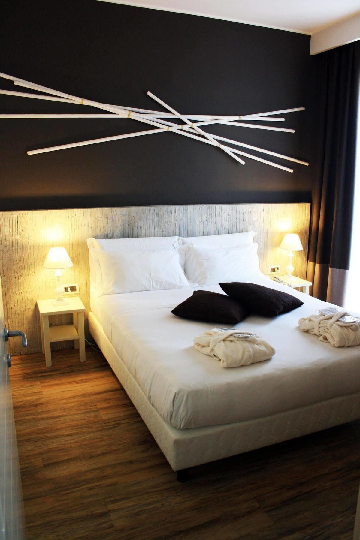 Hotel Universal Senigallia Esterno foto